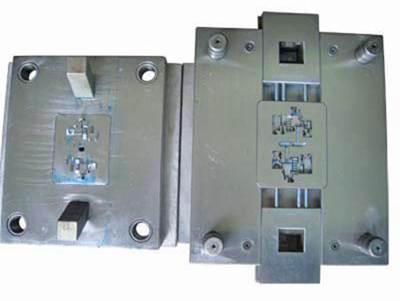 乾安精密塑料模-01